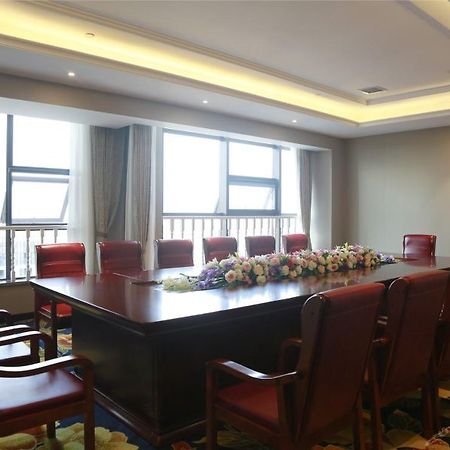 Xingzhou International Hotel هانتشونغ المظهر الخارجي الصورة